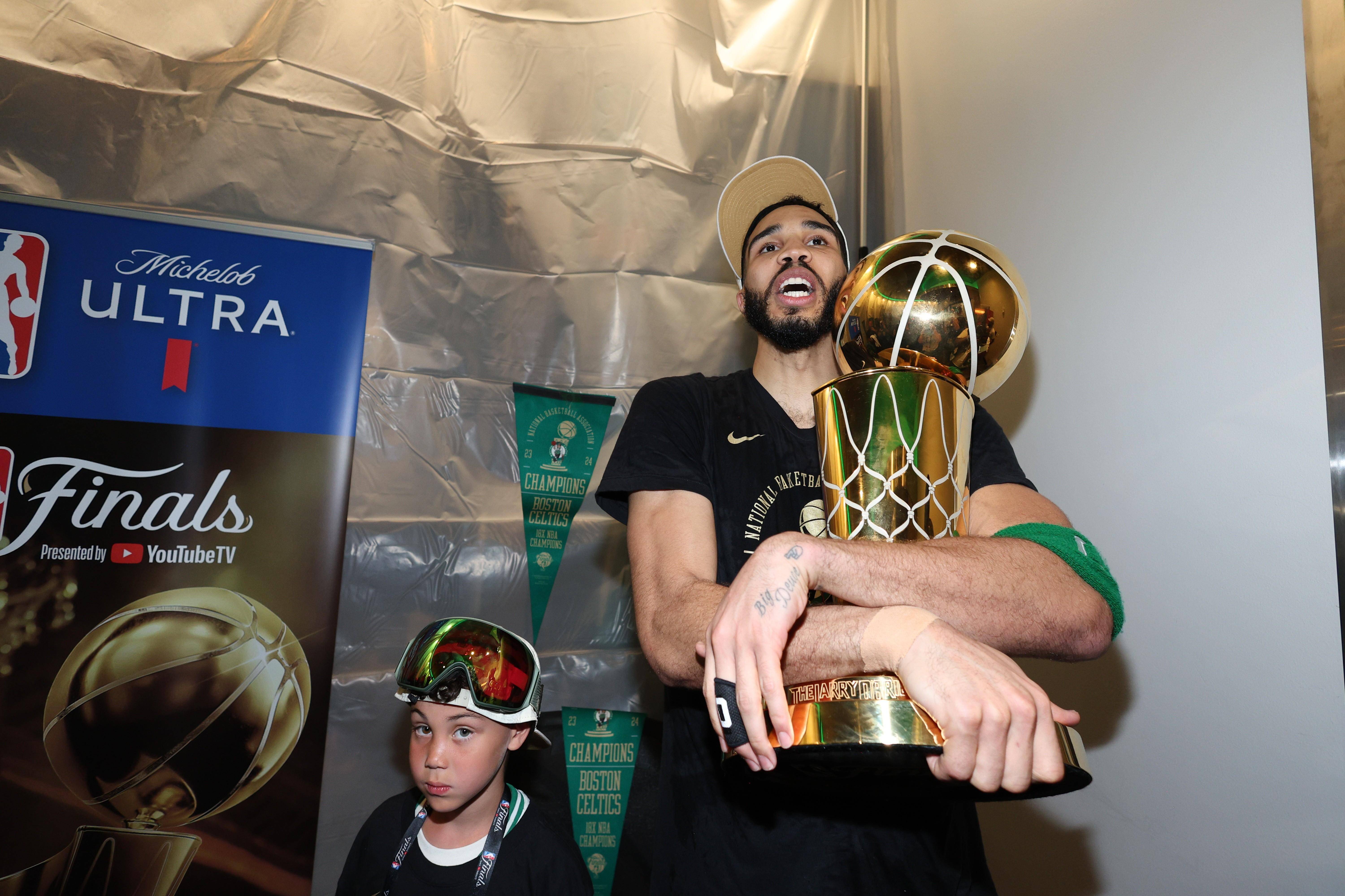 纪录诞生！NBA比赛中的壮举创造